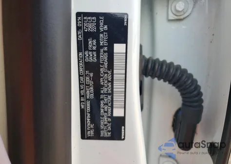 2015 Volvo S60 Premier из США, поврежденный, VIN YV140MFB4F1306892